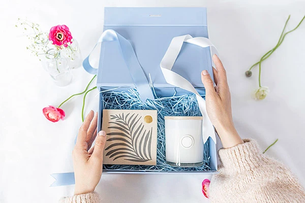 Luxury Rigid Magnetic Closure Gift Box With Dual Ribbons Luxury Rigid Magnetic Closure Gift Box With Dual Ribbons